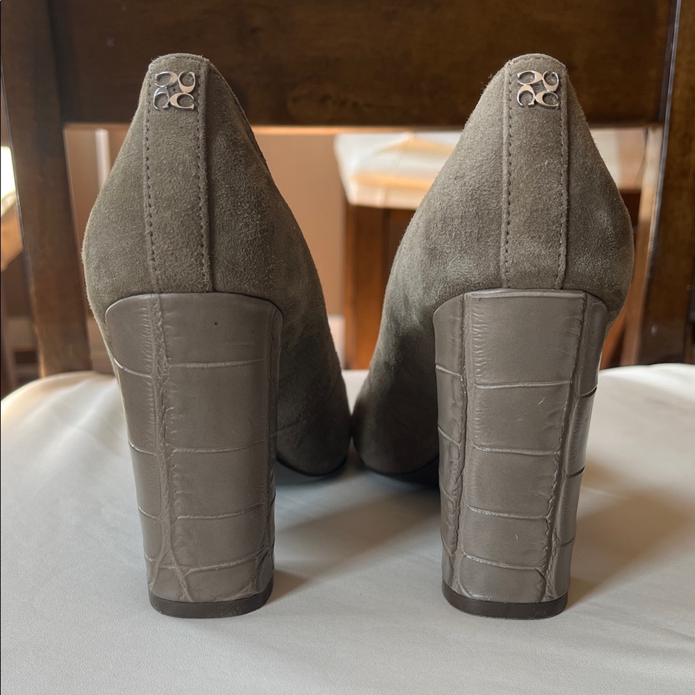 Coach Gray Suede Block Heel Pumps Office Formal 3 inch High - Picture 6 of 10